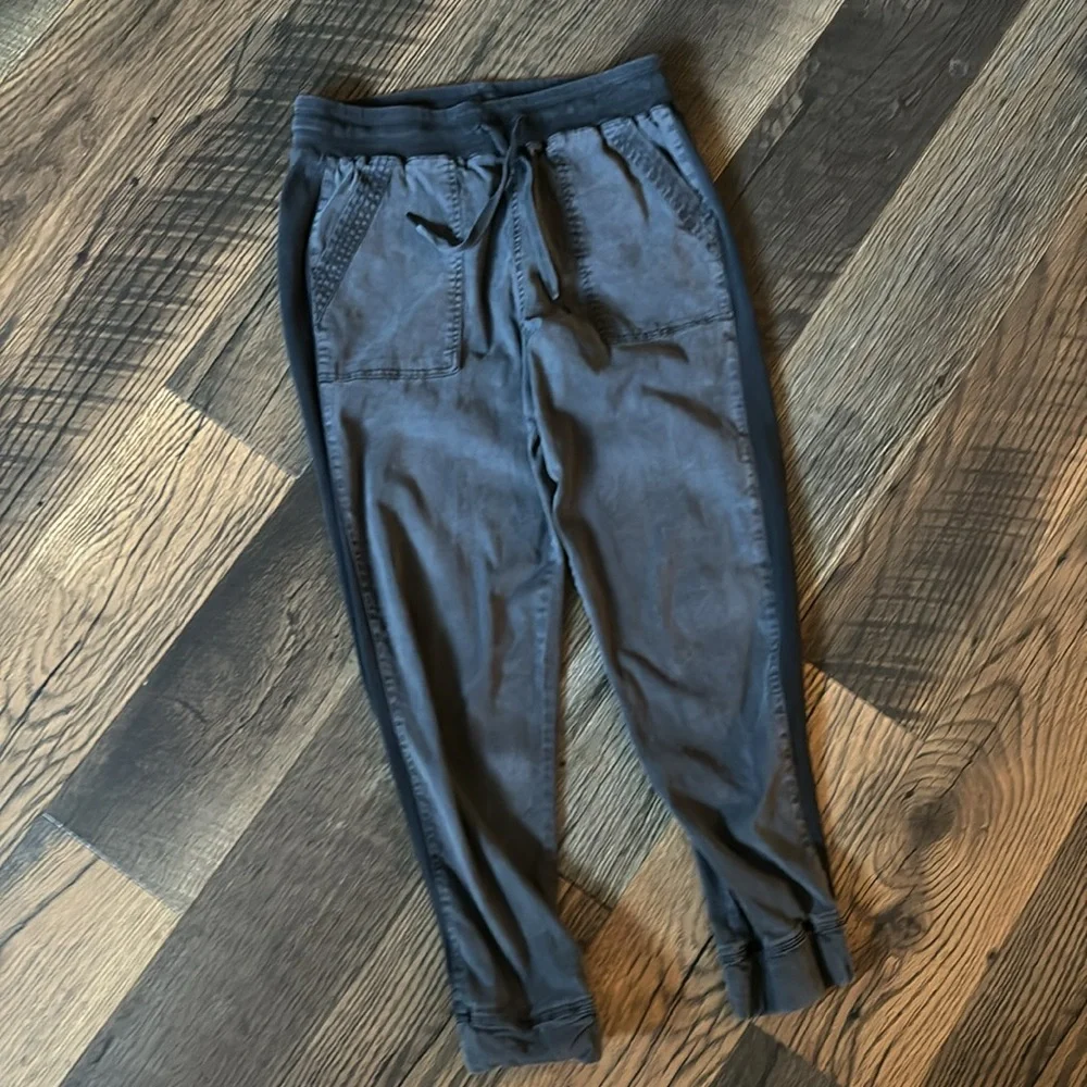 Splendid Jessie Gray Denim Jogger Women’s Size Small - Picture 7 of 7